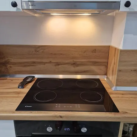 Aurora Qerret Appartamento